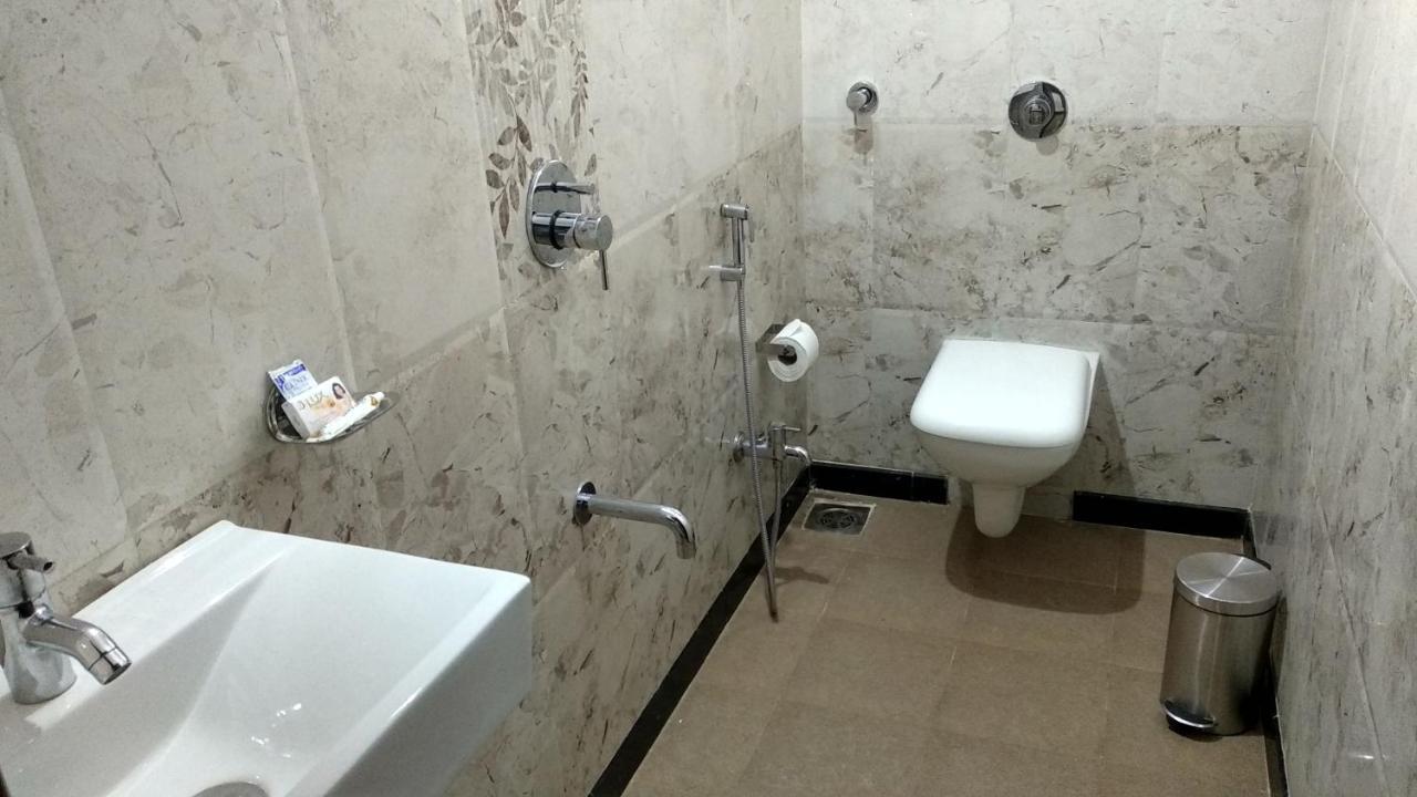 Hotel 7 Seas Vagator Ngoại thất bức ảnh
