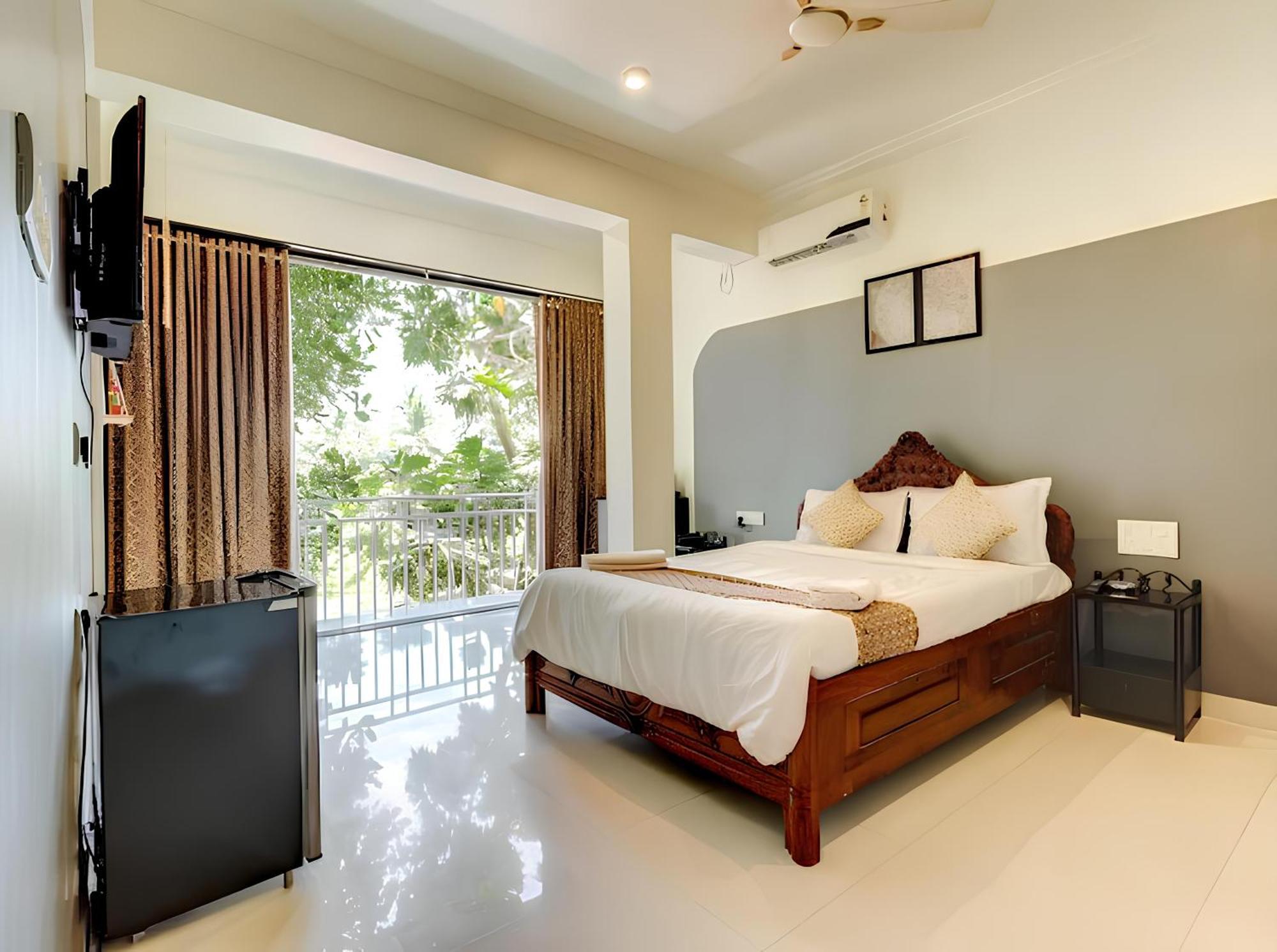 Hotel 7 Seas Vagator Ngoại thất bức ảnh