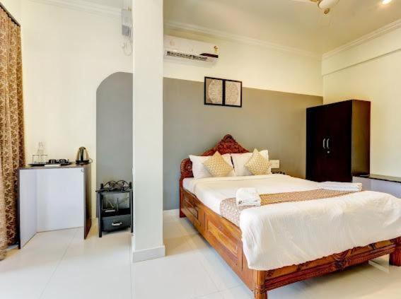 Hotel 7 Seas Vagator Ngoại thất bức ảnh