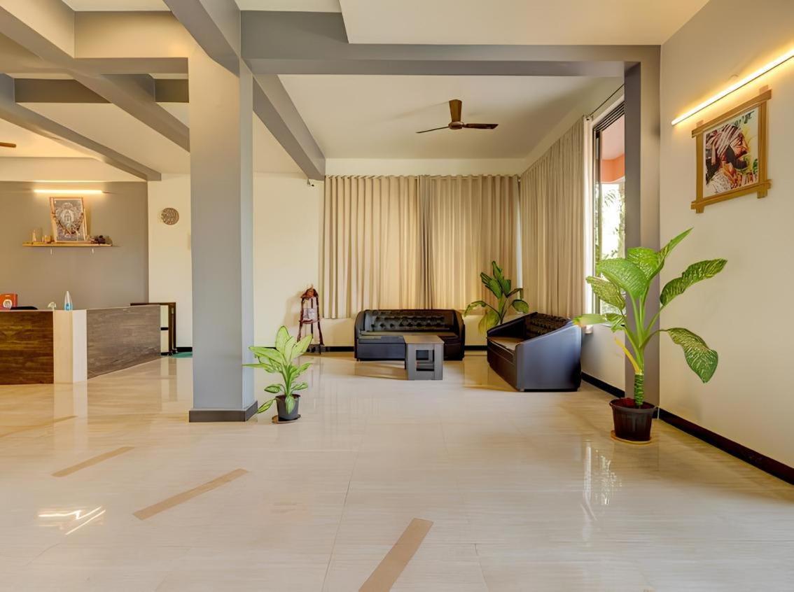 Hotel 7 Seas Vagator Ngoại thất bức ảnh